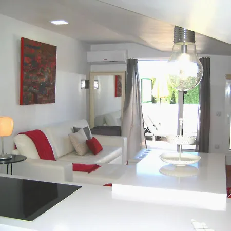 Lacy Golf (adults Only) Apartment